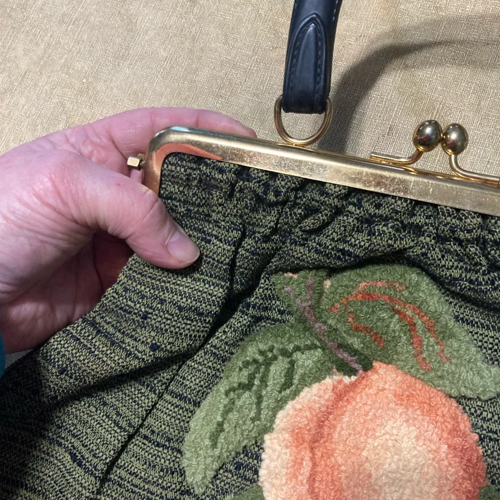 Vintage Style Peach Carpetbag Applique on Green Black Lined Fabric Handbag *HP!*